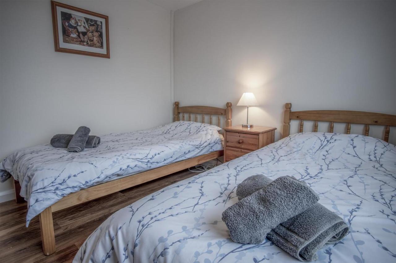 Seawinds - 2 Bedroom Bungalow - Pentlepoir Kilgetty Екстер'єр фото
